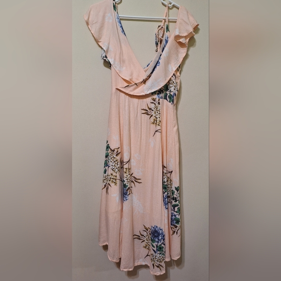 Dex Floral High-Low midi Wrap Dress medium pink v-neck ruffle - Picture 4 of 9